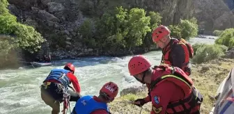 Hakkari'de Kaybolan Genç İçin Arama Çalışmaları Devam Ediyor