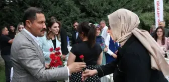 Hatay Valisi Masatlı, depremzede annelerle bir araya geldi