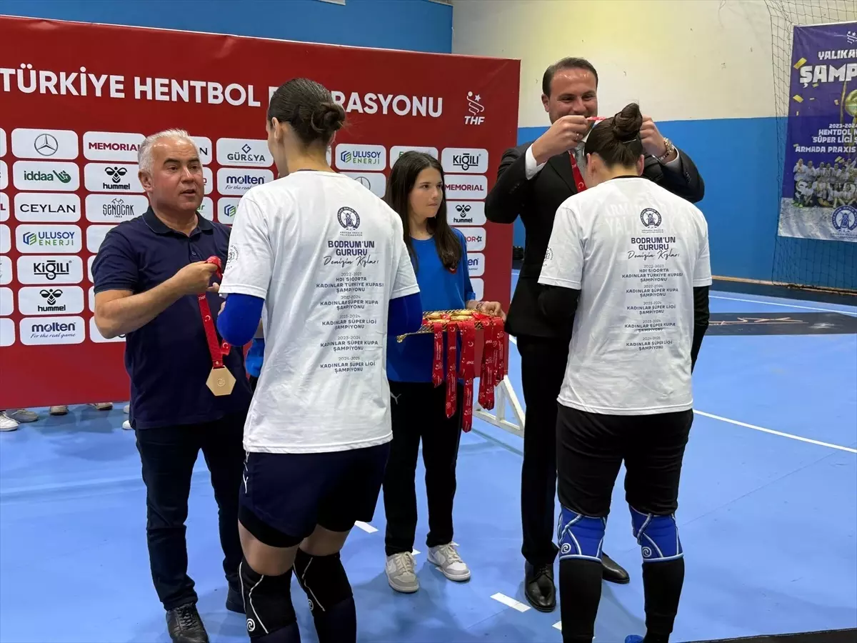 Armada Praxis Yalıkavak Şampiyon Oldu