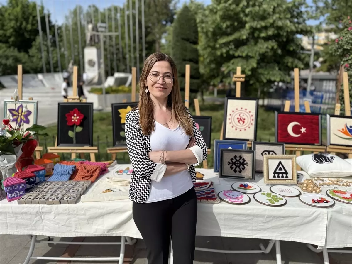 Geleneksel El Sanatları Sergisi Isparta'da Açıldı