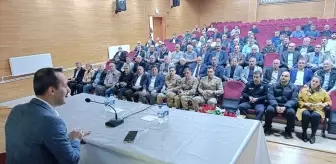 İspir'de Kurum Amirleri ve Muhtarlarla İstişare Toplantısı Düzenlendi