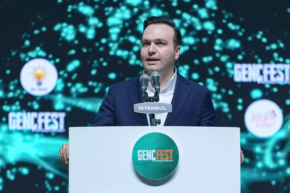 İstanbul'da 'GENÇFEST: Bir Gençlik Festivali' düzenlendi