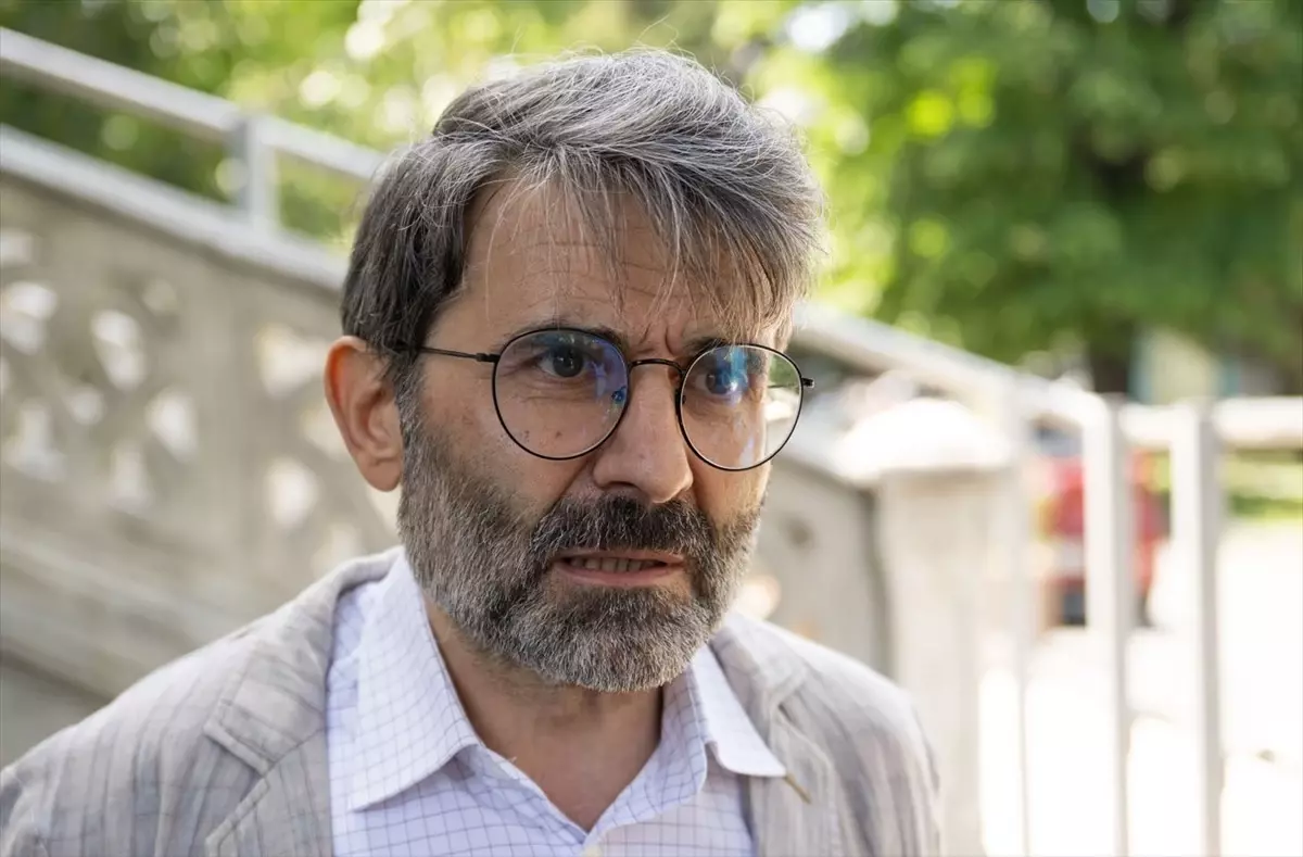 İstanbul'un kronikleşen ulaşım sorununa karşı raylı sistem ve deniz taşımacılığını artırma önerisi