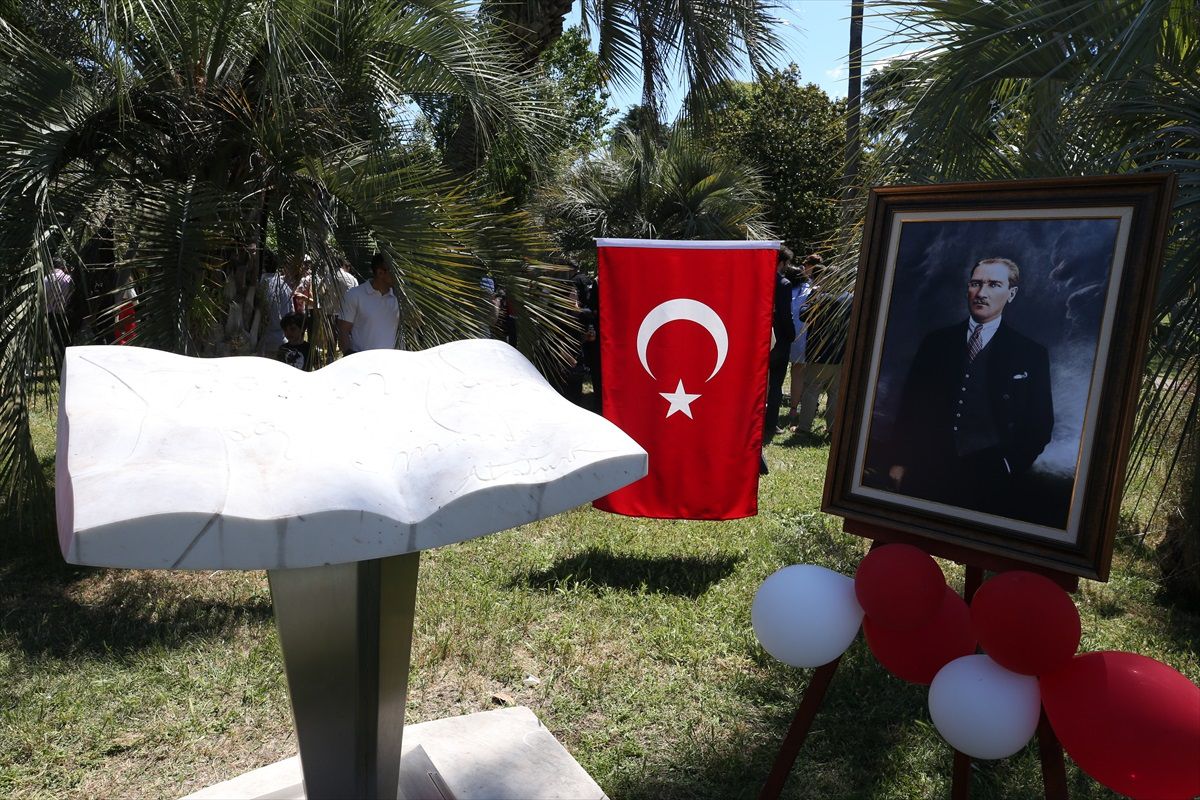 İtalya'daki Türk öğrenciler, 19 Mayıs Atatürk'ü Anma, Gençlik ve Spor Bayramı'nı kutladı