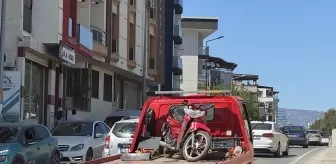 İzmir Buca'da Motosiklet Kazası: 1 Ölü, 1 Yaralı