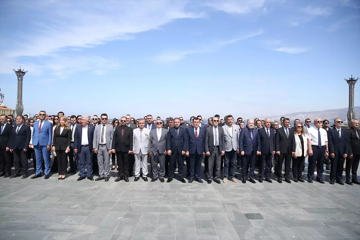 İzmir'de Sosyal Güvenlik Haftası Kutlandı