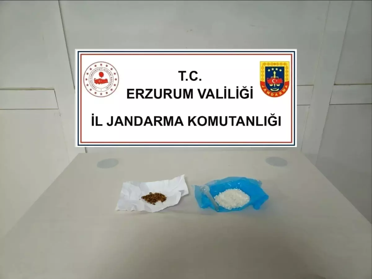 Erzurum'da Narkotik Operasyonu: 1 Kilogram Bonzai Ele Geçirildi