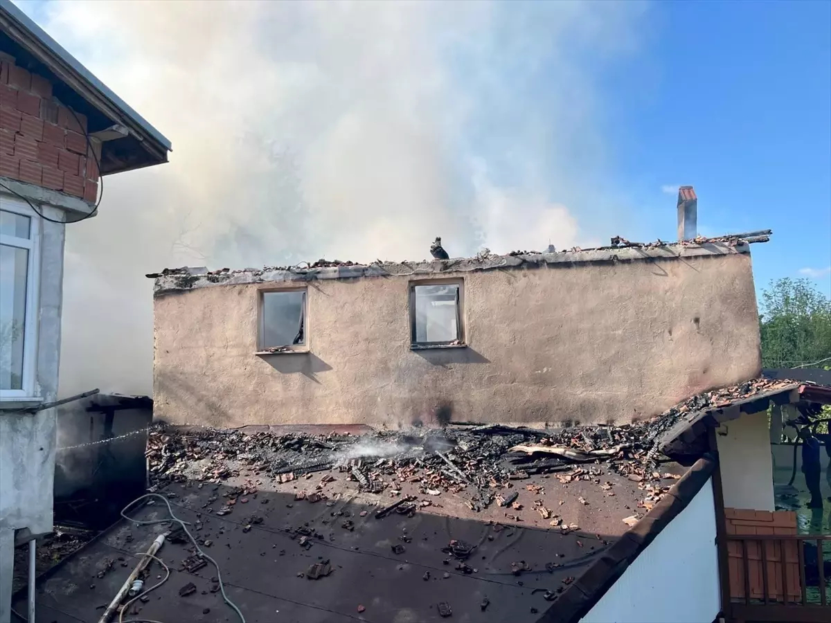 Karabük'te Cami Yangını: Yapı Kullanılamaz Hale Geldi