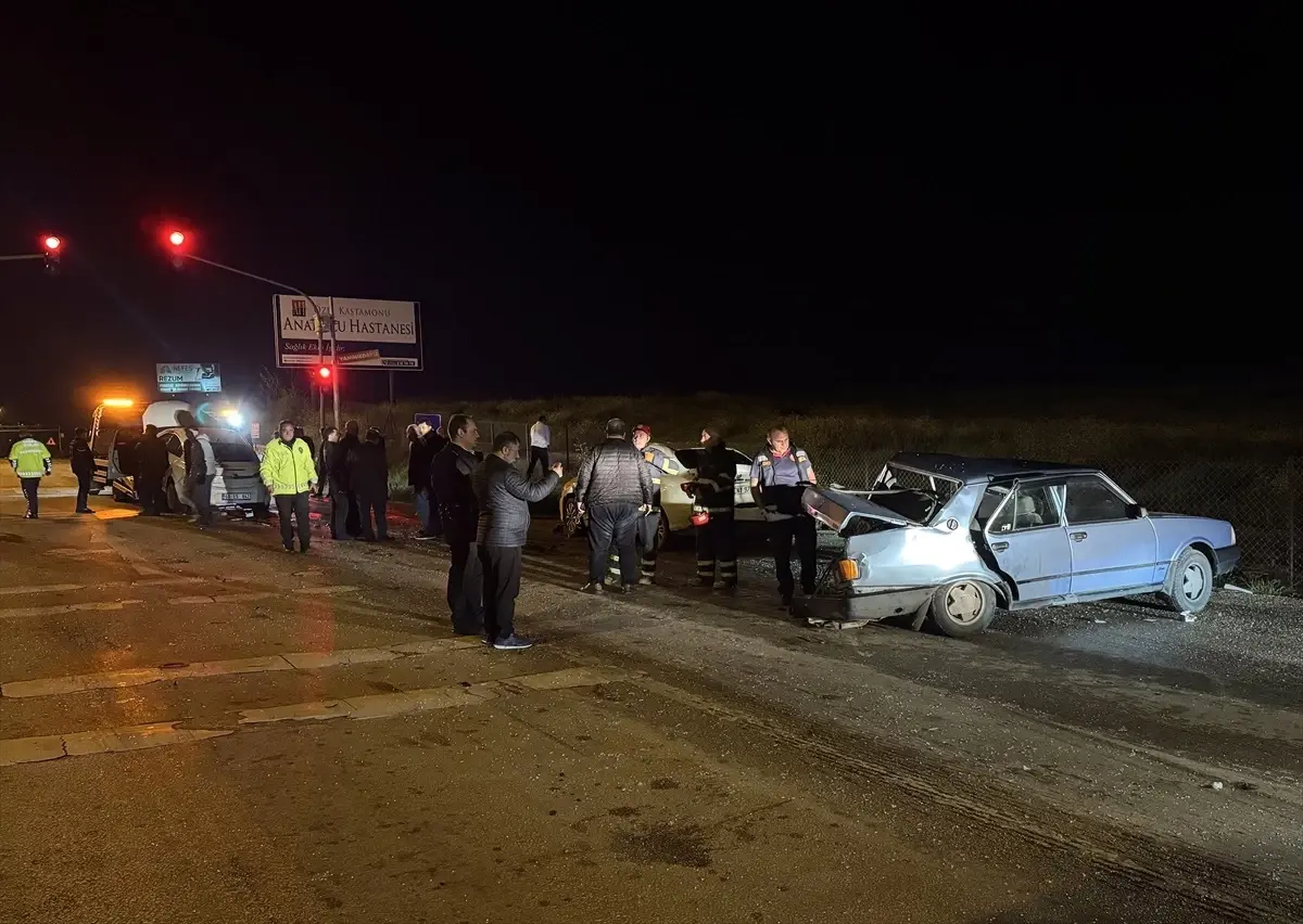 Kastamonu'da Zincirleme Trafik Kazası: 9 Yaralı
