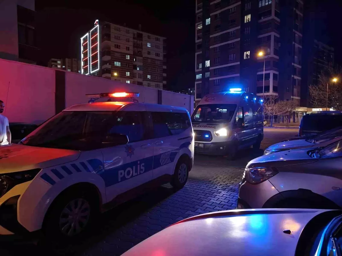 Kayseri'de Bıçaklı Kavga: 1 Yaralı