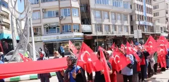 Kilis'te Gençlik Haftası Yürüyüşü Düzenlendi