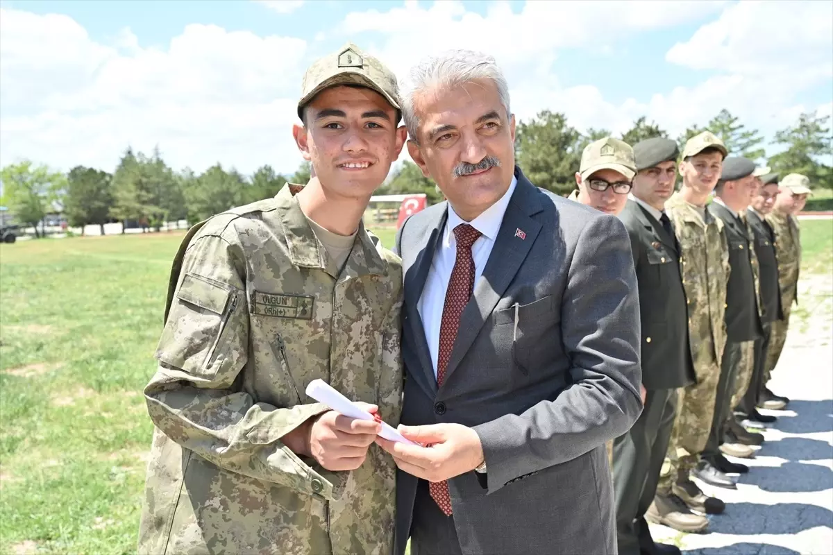 Kırıkkale'de 30 engelli bir günlük askerlik sevinci yaşadı