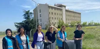 Babaeski'de Üniversite Öğrencilerinden Çevre Temizliği Etkinliği