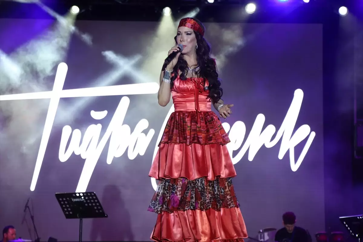 Kırklareli'nde Gençlik Haftası Konseri ve TOKİ Daire Satışları
