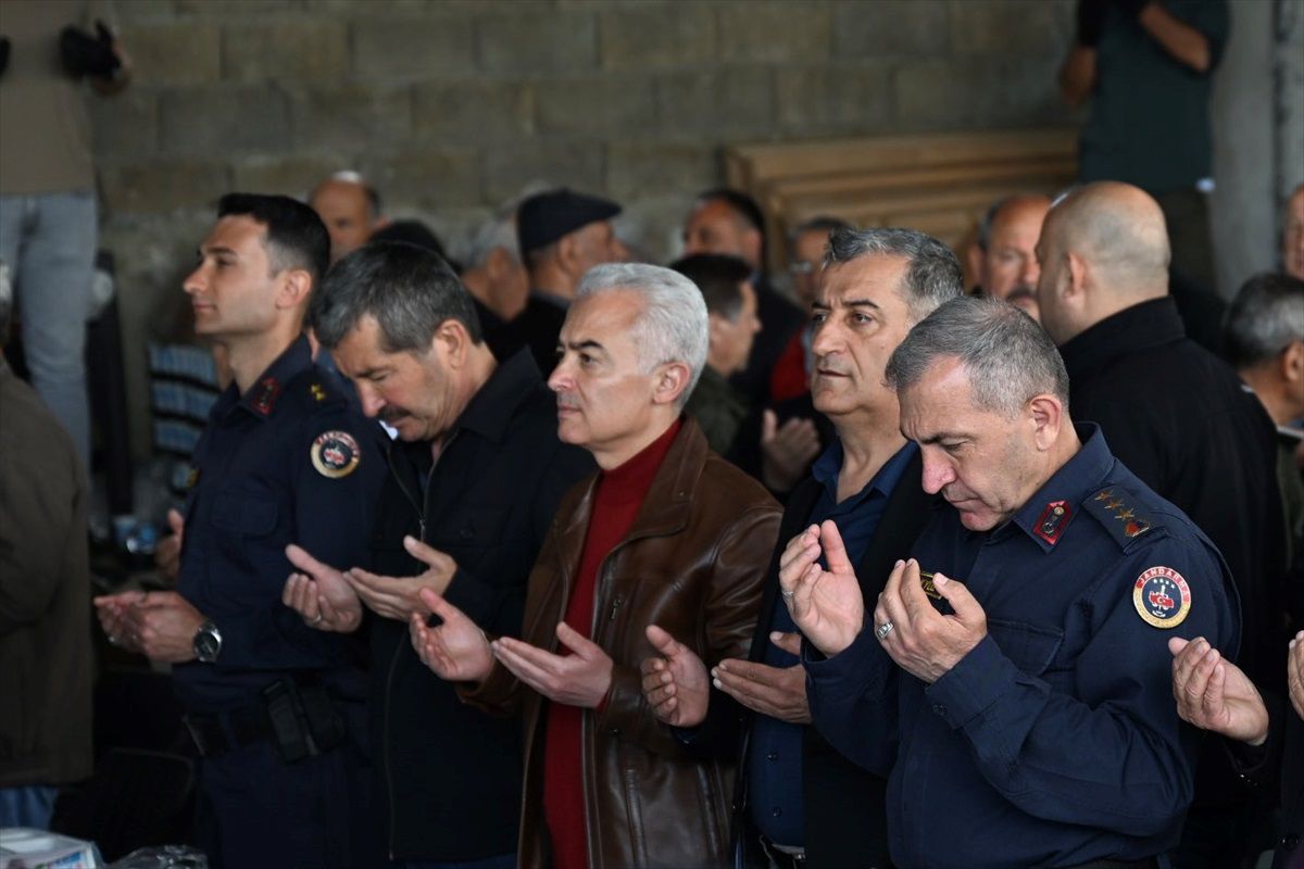 Kırklareli Valisi Uğur Turan, Yağmur ve Şükür Duasına Katıldı