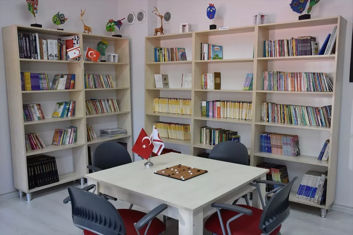 Depremde Hayatını Kaybeden Sporcular Anısına Kütüphane Açıldı