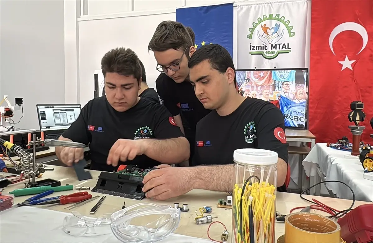 İzmit MTAL Öğrencileri, Uluslararası Robot Yarışmalarında Başarıya Doymuyor