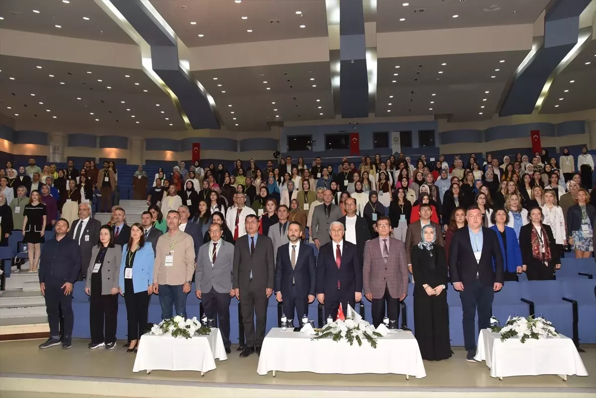 Sağlıklı Beslenme ve Metabolizma Sempozyumu Konya'da Başladı