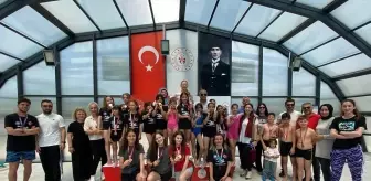 Kumluca'da Gençlik Haftası'nda Yüzme Şenliği Düzenlendi
