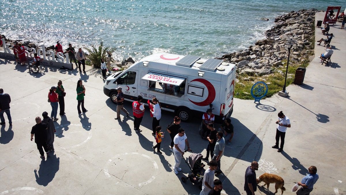 Türk Kızılay Kuşadası'nda Engelli Bireyler İçin Etkinlik Düzenledi