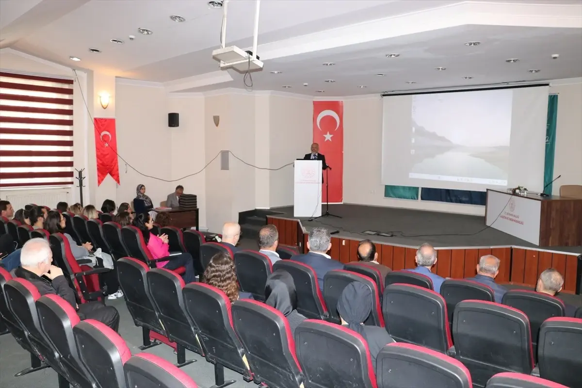 Kütahya'da Arkeolojik Kazılar Konferansı Düzenlendi