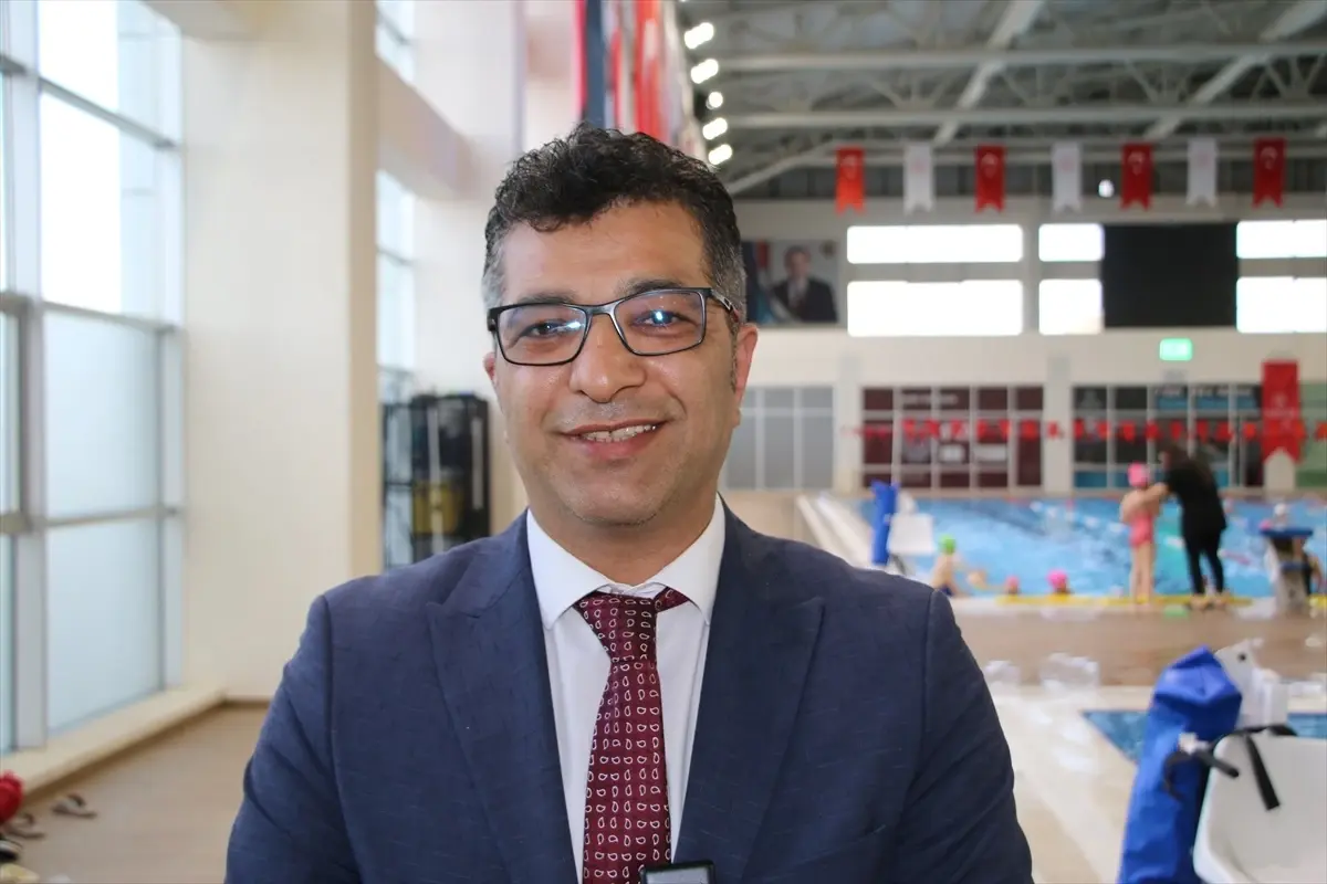 Kütahya'da 'Yüzme Bilmeyen Kalmasın' Projesi ile 4 Bin Kişiye Yüzme Eğitimi