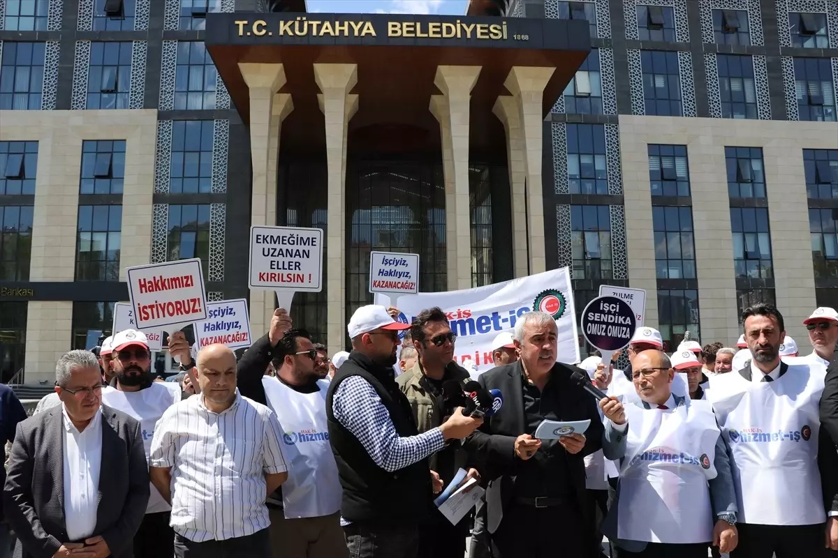 Kütahya'da İşten Çıkarılan İşçiler Protesto Edildi