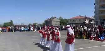 Muş'ta 19 Mayıs Bayramı Coşkuyla Kutlandı
