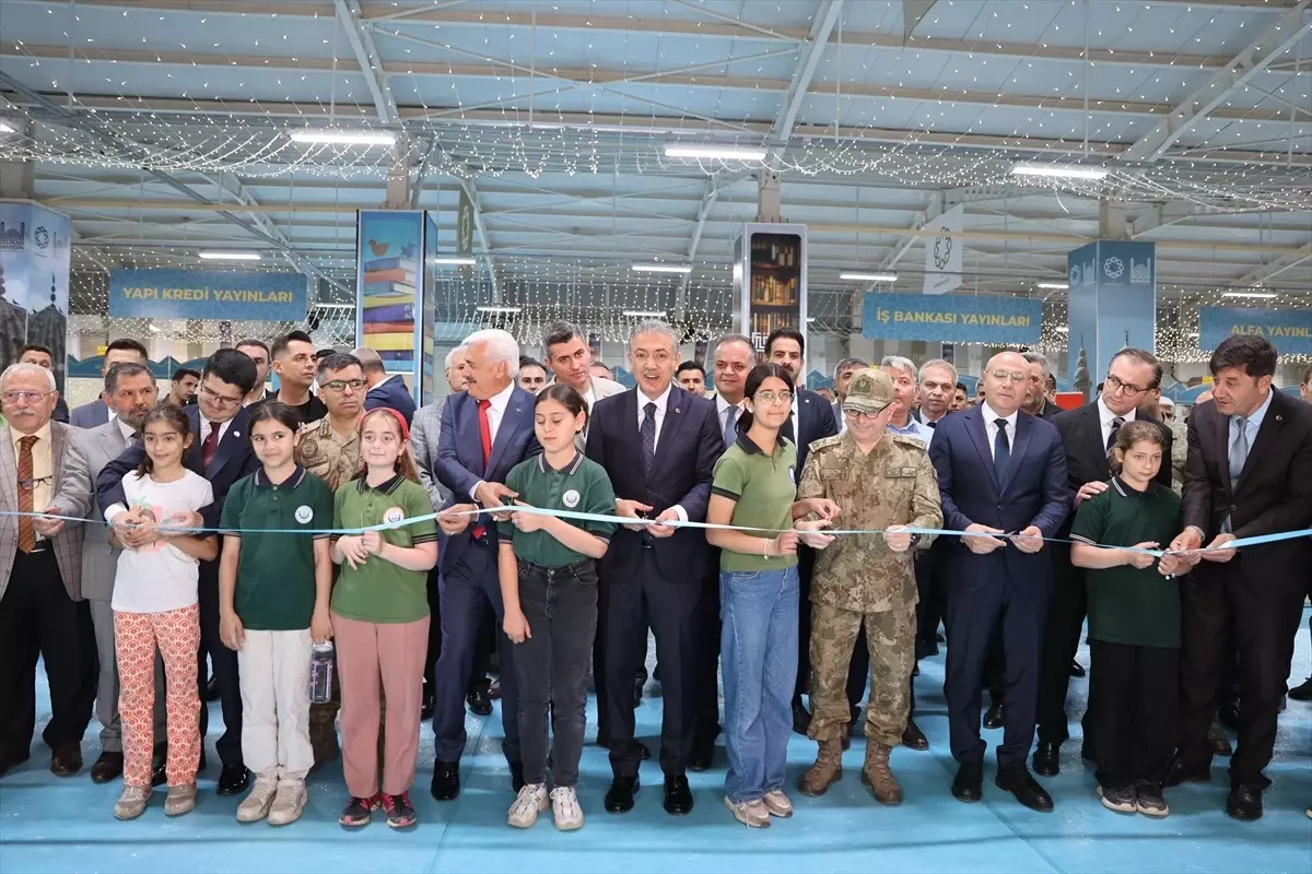 Mardin 2. Kitap Fuarı Kitapseverlere Kapılarını Açtı