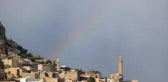 Mardin'de yağışın ardından gökkuşağı oluştu
