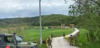 Türk Askeri, Kosova'da Güvenliği Sağlamak İçin Devriye Faaliyetlerine Devam Ediyor