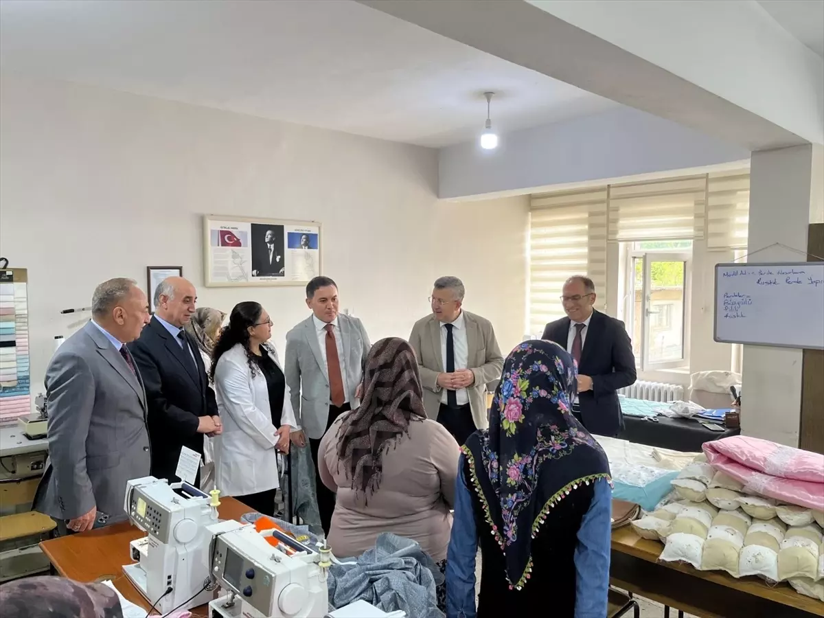 Bitlis'te Halk Eğitimi Merkezleri değerlendirmesi