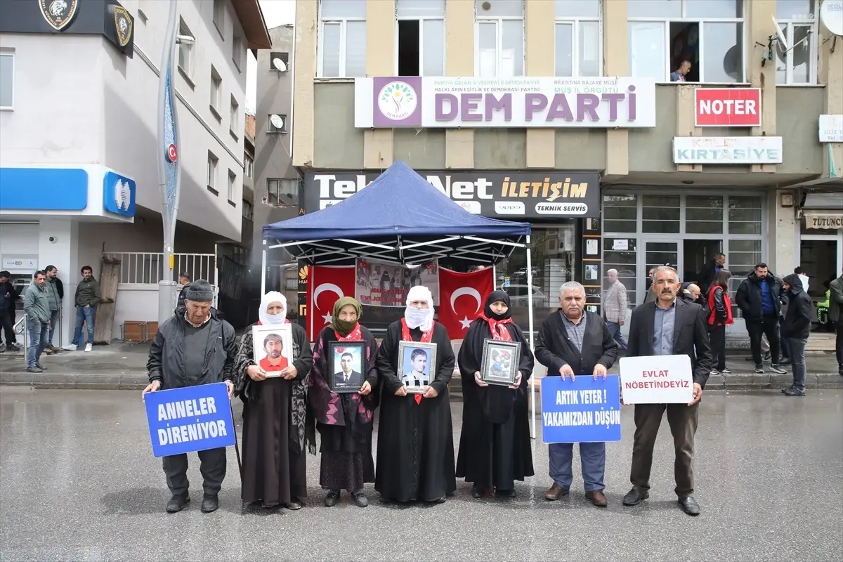 Aileler, Dağa Kaçırılan Çocukları İçin Eylem Yaptı