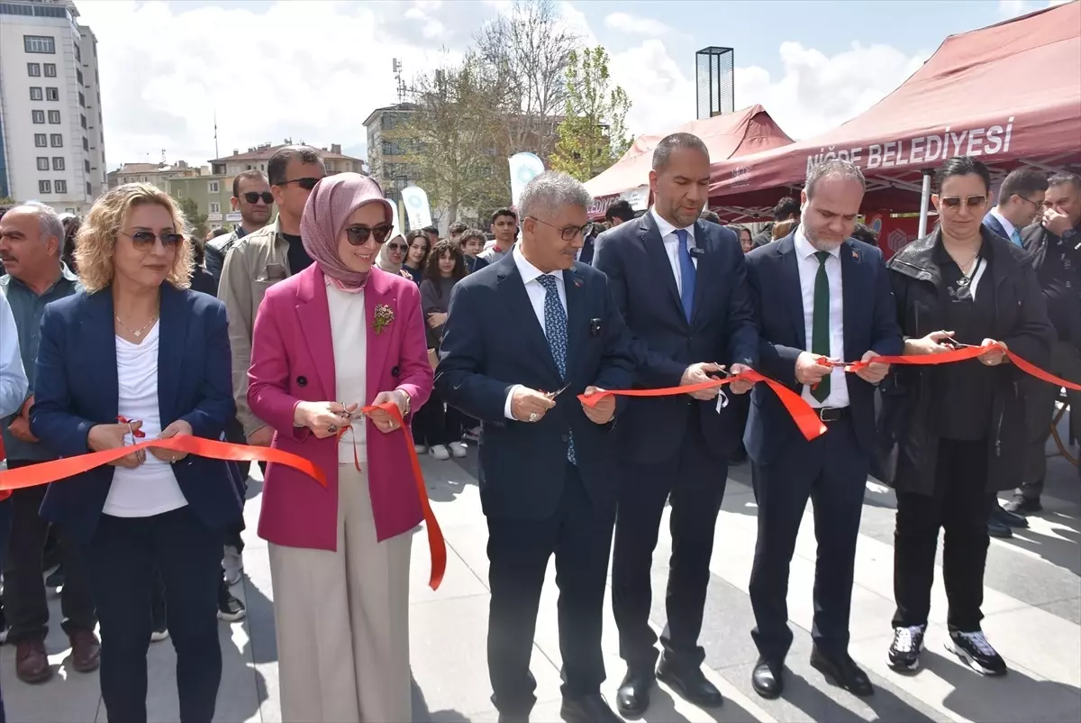 Üniversite Tanıtım Fuarı Niğde'de Gerçekleştirildi