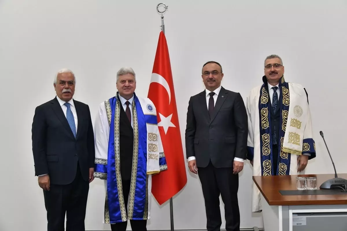 Gjorge İvanov'a Fahri Doktora Unvanı