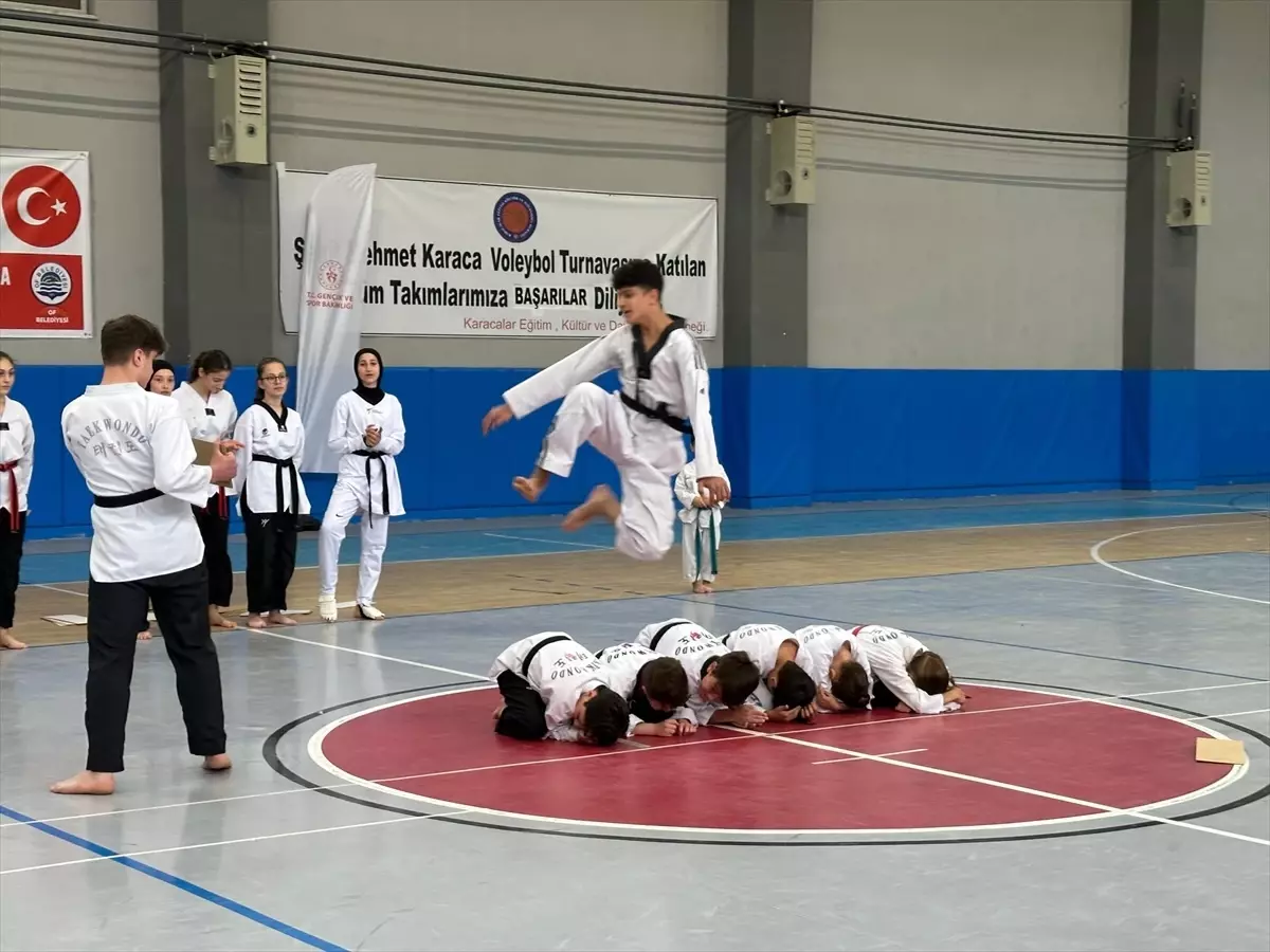 Trabzon'un Of İlçesinde 19 Mayıs Coşkuyla Kutlandı