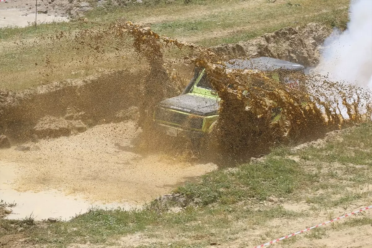 Denizli'de Off-Road Heyecanı: Zorlu Parkurlar ve Yarışlar