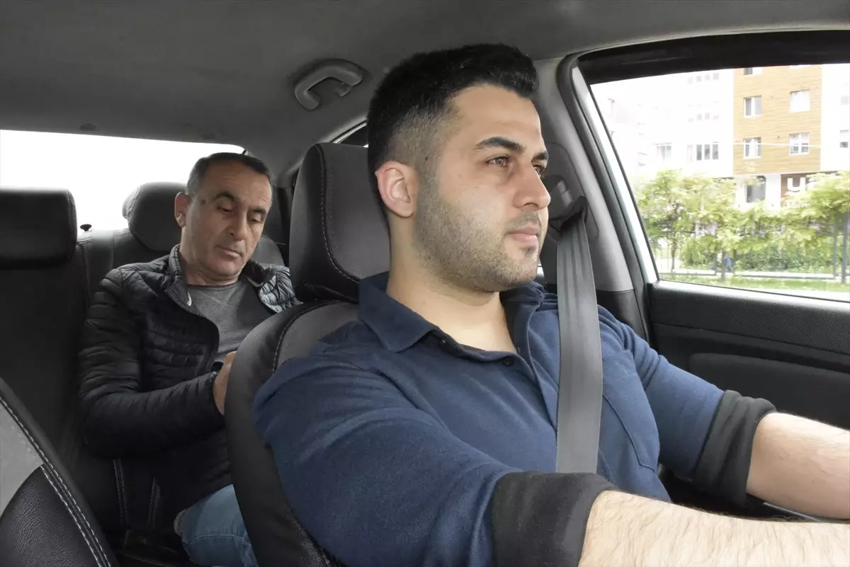 Taksiciden Farklı Bir Deneyim: Zeka Oyunları ile Yolculuk