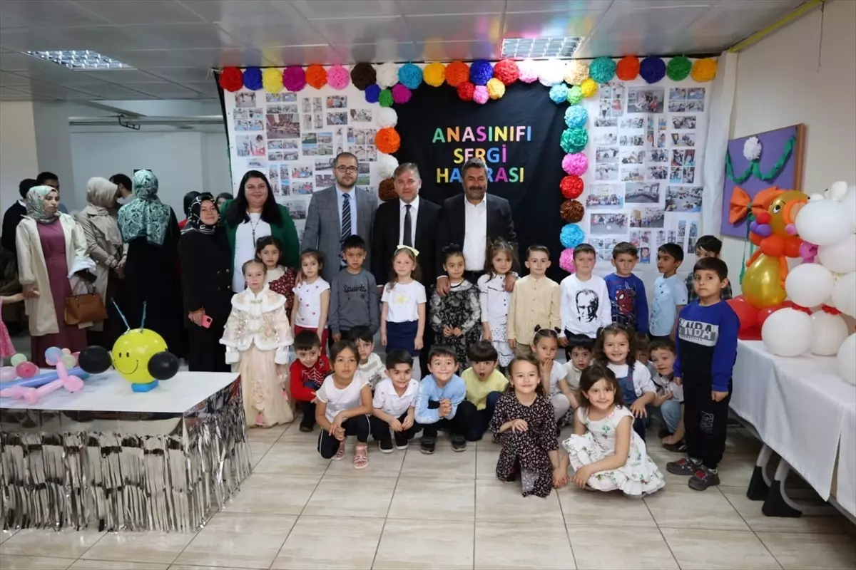 Anaokulu Öğrencilerinin Yıl Sonu Sergisi Açıldı