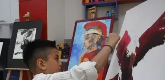 Renkleri ahenkle tuvale yansıtan küçük ressamlar, eserlerini sergilemenin mutluluğunu yaşıyor
