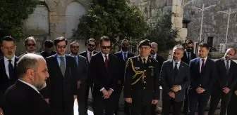 Şam'da Türk hava şehitleri anıldı