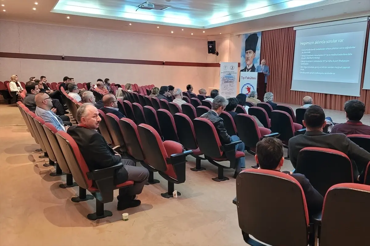Ondokuz Mayıs Üniversitesi'nde 3. Ortopedi ve Travmatoloji Günleri Paneli Düzenlendi