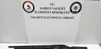 Samsun'da Park Halindeki Araçta 2 Ruhsatsız Tüfek Ele Geçirildi