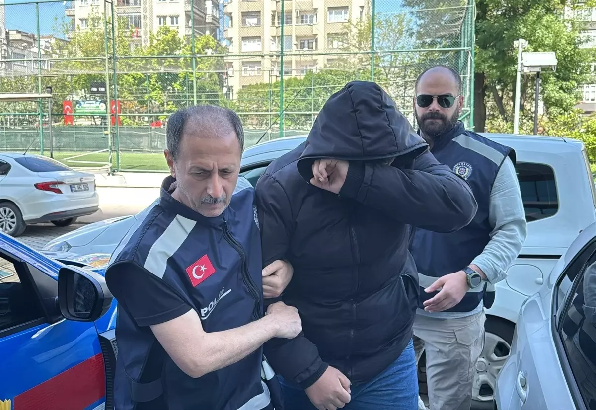İlkadım'da Silahlı Saldırı: Amca Oğul Öldürüldü, Bir Kişi Yaralandı