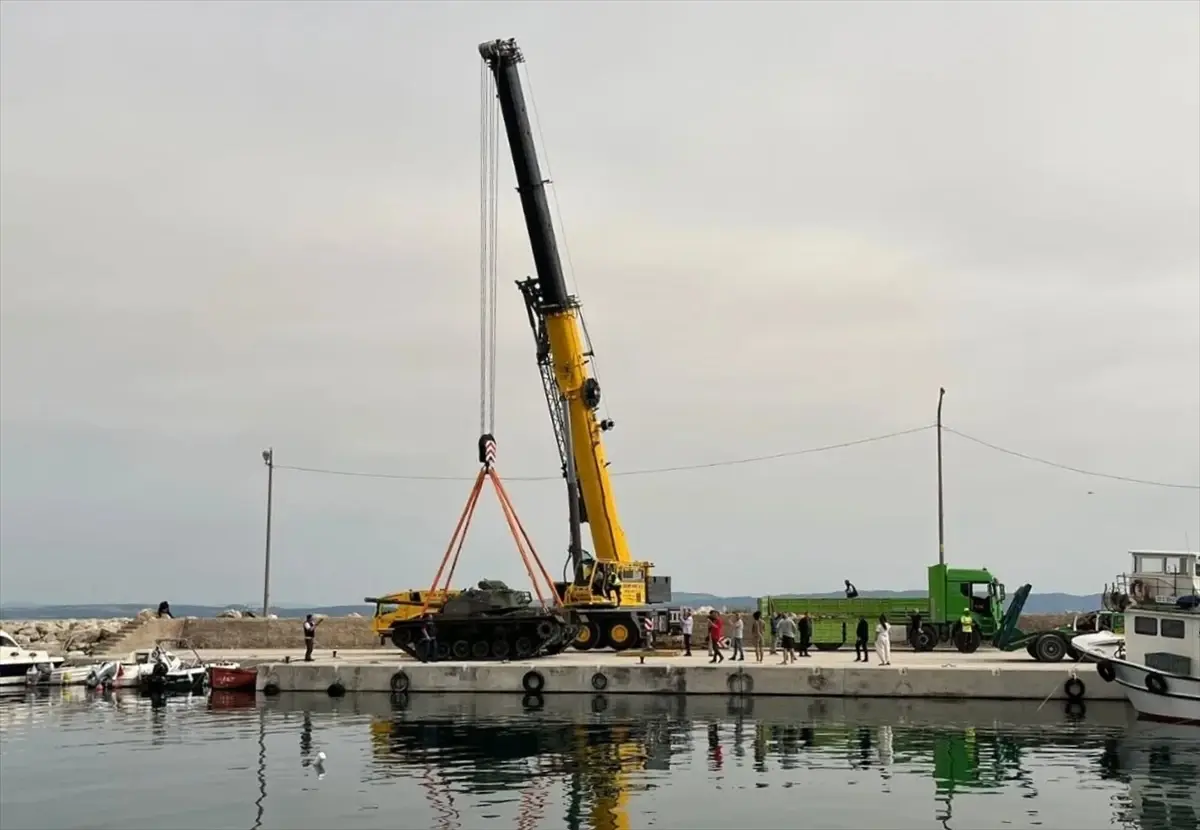 Saros Körfezi'nde Dalış Turizmi İçin Tank Batırılıyor