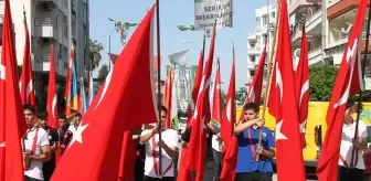 Serik'te Gençlik Haftası ve Aile Yılı dolayısıyla yürüyüş yapıldı