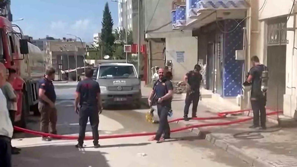 Siirt'te Bodrum Katında Yangın Çıktı