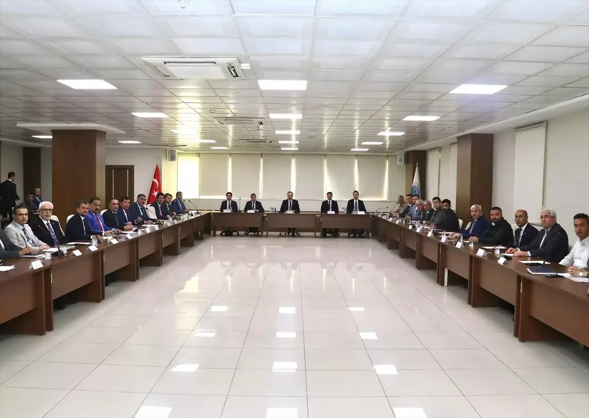 Siirt'te Sahipsiz Hayvanların Korunması İçin Toplantı Gerçekleşti