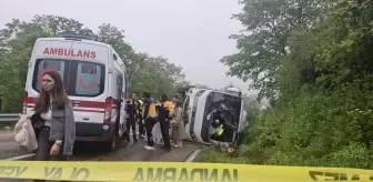 Sinop'ta Öğrenci Otobüsü ile Otomobil Çarpıştı: 18 Yaralı