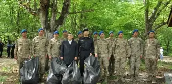 Sinop'ta Orman Yangınlarına Dikkat Çekmek İçin Temizlik Etkinliği Düzenlendi